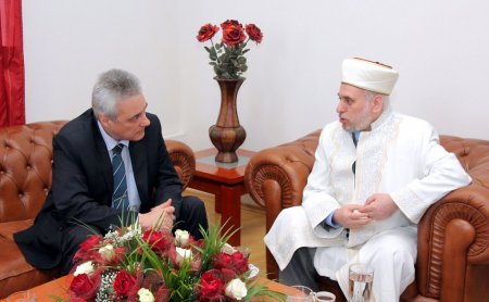 Bulgaristan'ın geçici başbakanı Raykov, başmüftüyü ziyaret etti