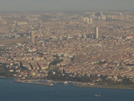 Bulutların arasından İstanbul
