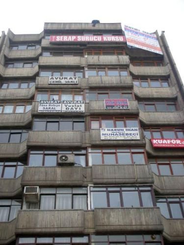 Bunalıma Giren Genç İntihar Girişiminde Bulundu