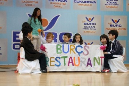 Burç Anaokulu'ndan İngilizce şöleni