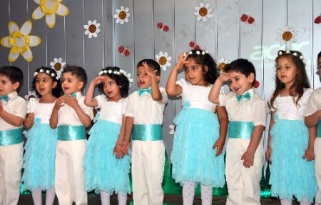 Burç Ceyhan Koleji minik öğrencileri hünerlerini sergiledi