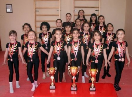 Burç öğrencileri cimnastikte 16 madalya kazandı