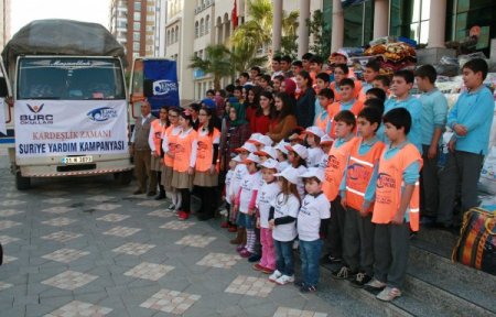 Burç öğrencilerinden Suriyeli sığınmacılara TIR dolusu yardım