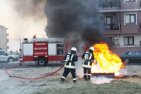 Burdur İtfaiyesi mahallelerde yangın eğitimine başladı