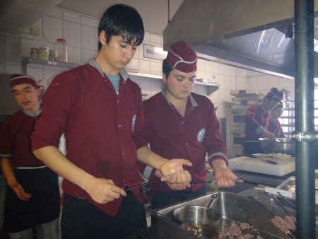 Burdur şiş, okulda öğretiliyor