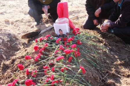 Burdur'da köy evinde katledilen 3 vatandaş toprağa verildi