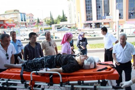 Burdur'da Otobüs Devrildi: 14 Yaralı