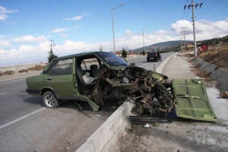 Burdur’da trafik kazası: 2 yaralı