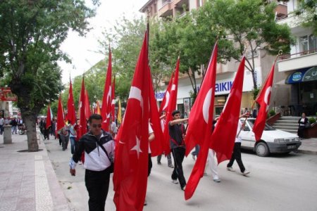 Burdurlu Gençler Yürüyüşte Buluştu
