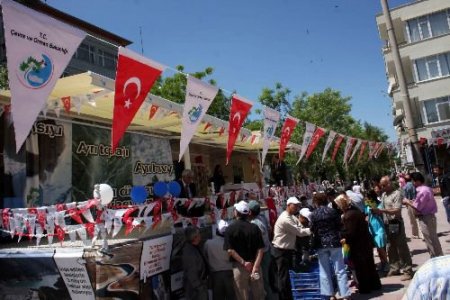 Burdurlulardan Çevre Tır'ına Yoğun İlgi