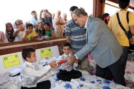Burgaz'da Toplu Sünnet Coşkusu