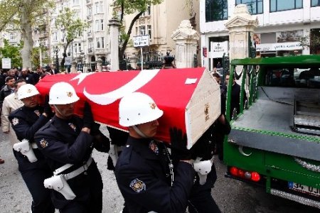 Burhan Apaydın son yolculuğuna uğurlandı