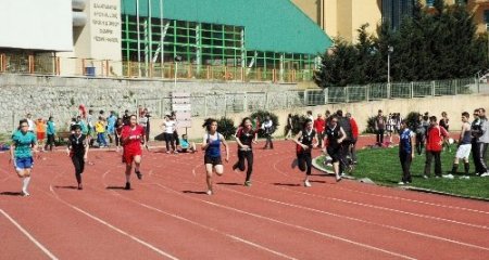 Burhan Felek’te 'Yıldızlar-Gençler Olimpik Sporcu Yarışmaları' yapıldı