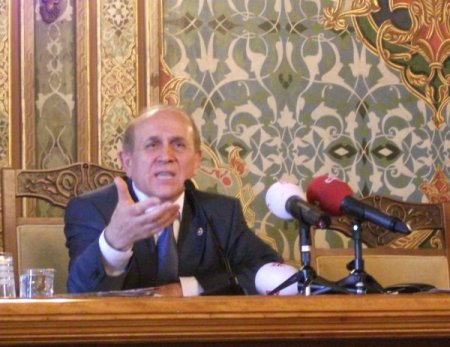 Burhan Kuzu: Federal Yapı Türkiye’yi Böler