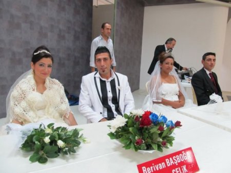 Burhaniye Ahmet Akın Kültür Merkezi törenle açıldı