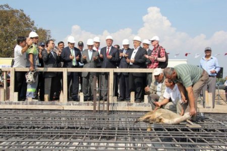 Burhaniye Şehirlerarası Otobüs Terminali'nin temeli atıldı