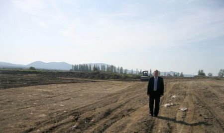 Burhaniyearena Hizmete Giriyor