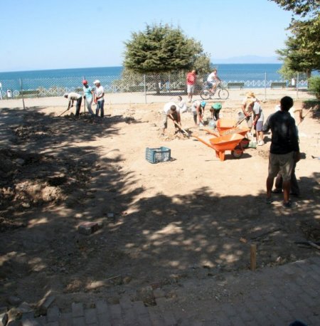 Burhaniye'de 3 bin yıllık Yunan ve Bizans eserleri çıkarıldı