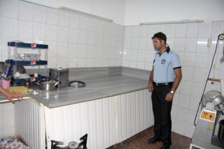 Burhaniye’de gıda imalathaneleri denetlendi