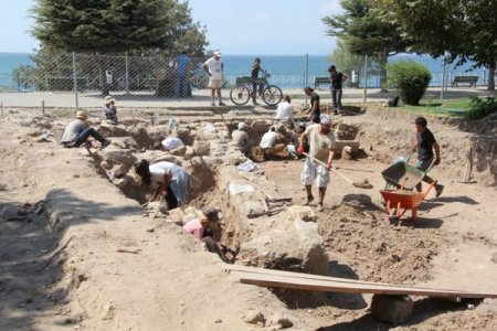 Burhaniye'deki antik Adramytteion'da 2012 yılı kazıları tamamlandı