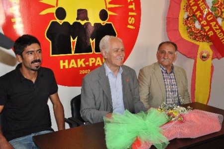 Burkay, 38 yıl sonra memleketi Tunceli’ye geldi