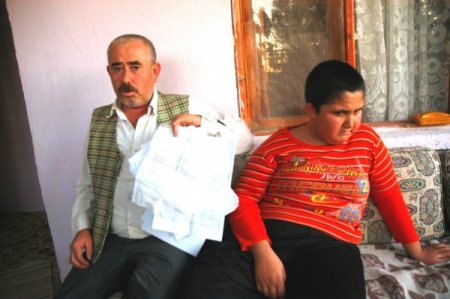 Bürokrasi yüzünden engelli vatandaşa kanuni hakkı olan maaşı bağlanmıyor