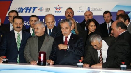 Bursa 59 yıl aradan sonra yüksek hızlı trene kavuşuyor (2)