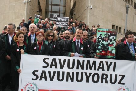 Bursa Barosu'ndan İstanbul Barosu’na destek