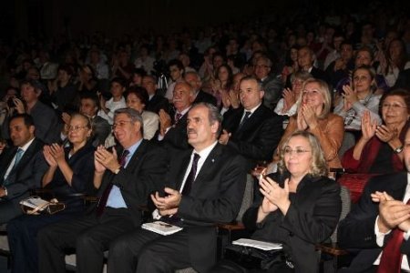 Bursa Bölge Devlet Senfoni Orsekstrası Sezonu Açtı