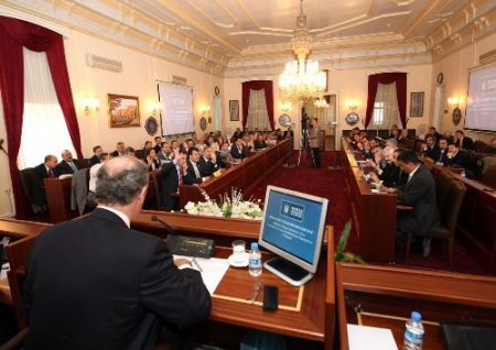 Bursa Büayükşehir Belediyesi'nin Faaliyet Raporu Meclis'ten Geçti