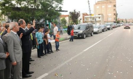 Bursa Büyükşehir Belediye Başkanı Bulvar Açtı