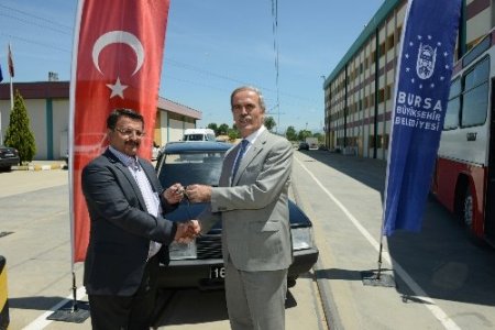 Bursa Büyükşehir Belediyesi, Tatkavaklı'ya otobüs hediye etti