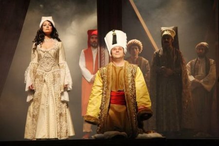 Bursa Büyükşehir Belediyesi Şehir Tiyatrosu 'deli İbrahim' İle Sezonu Açıyor