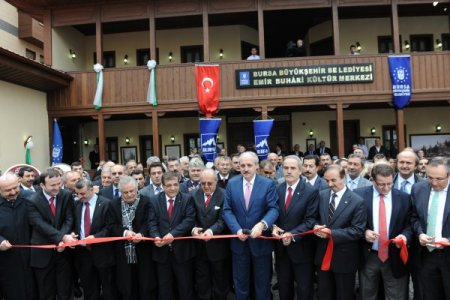 Bursa Emirsultan'da tarih restorasyonla ayağa kalktı