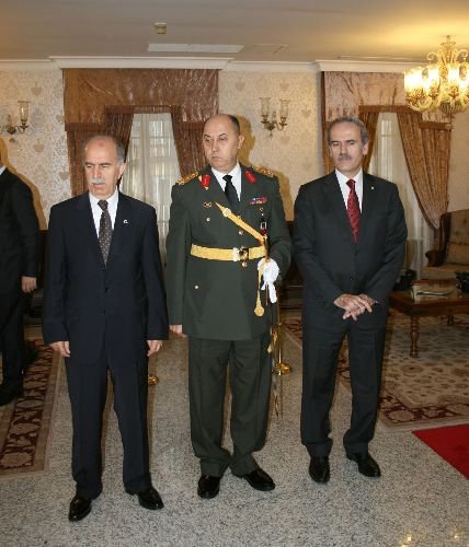 Bursa Garnizon Komutanı Zeki Es 6 Askerin Ölümünden Tutuklandı