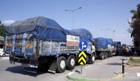 Bursa İHH Suriyeli mültecilere 3 kamyon yardım gönderdi