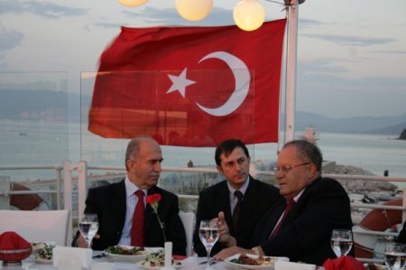 Bursa İle Jameika Arasında Dostluk Köprüsü Kuruluyor