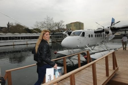 Bursa-İstanbul arası deniz uçağı yolcu seferleri başladı