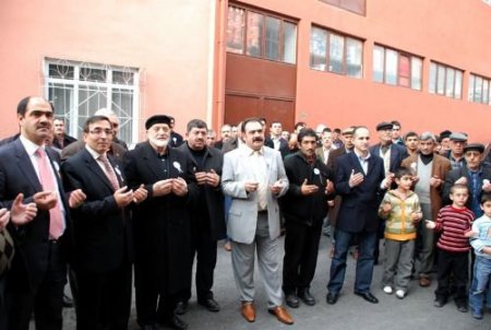 Bursa Karslılar Derneği Yeni Yerine Taşındı