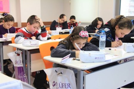 Bursa Nilüfer’de matematiğin en iyisi olabilmek için yarıştı