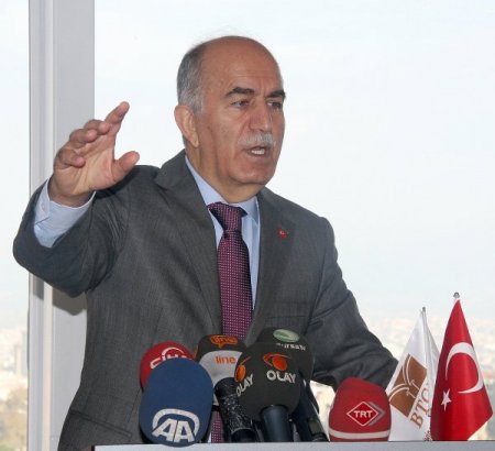 Bursa Tarihi Çarşı esnafı, Arapça ve İngilizce öğreniyor