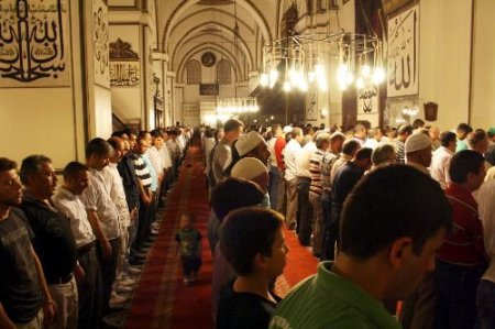 Bursa Ulucamii'nde Beraat Kandili Coşkusu