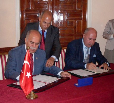 Bursa ve Cezayir arasında işbirliğini protokolü imzalandı