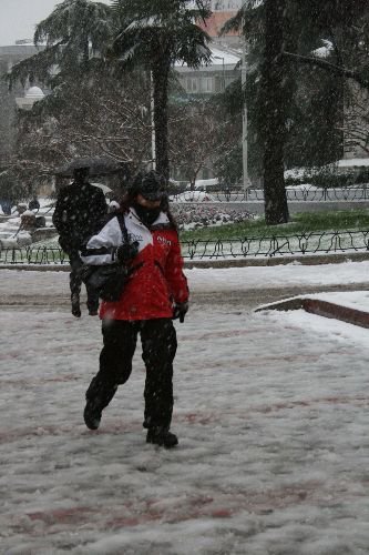 Bursa'da 181 Köy Yolu Kapandı