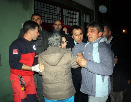 Bursa'da 2 katlı ev yandı, iki kardeş ve hala öldü (2)