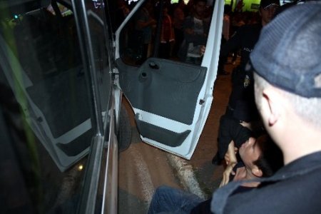 Bursa'da Galatasaraylıların şampiyonluk coşkusu