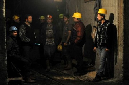 Bursa'da Grizu Patlaması: 6 Cesede Ulaşıldı, Kurtarma Çalışmaları Sürüyor (derleme)