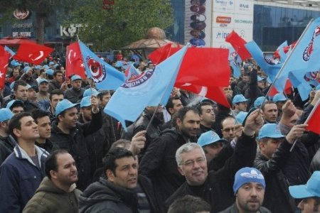 Bursa’da ikinci 'vur de vuralım, öl de ölelim' sloganı