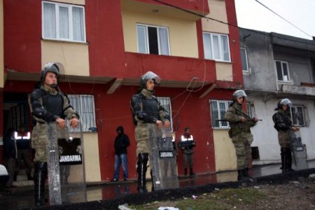 Bursa'da jandarmadan şok baskın: 13 gözaltı