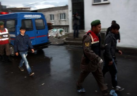 Bursa'da jandarmadan şok baskın: 13 gözaltı